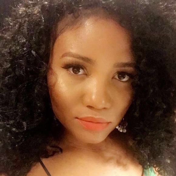 Meet your Posher, Mimi - Picture 4 of 4